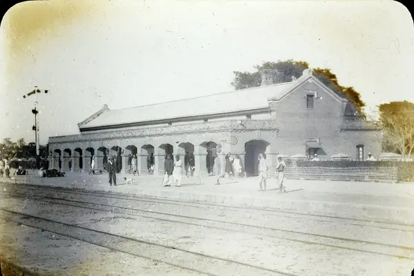 Motihari station, India, ca. 1906 (IMP-CSCNWW33-OS14-6)