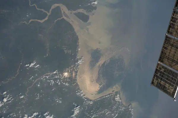 ISS041-E-81018 - View of India