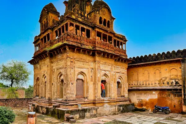 Tapasi Matha, Shaiva Hindu monastery, Bilhari Madhya Pradesh 04