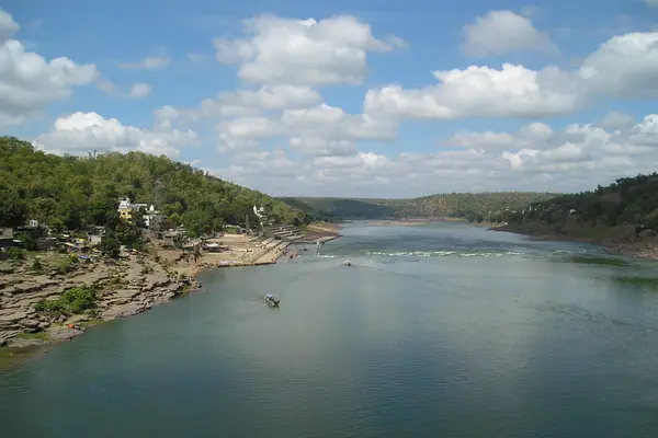 Omkareshwar1