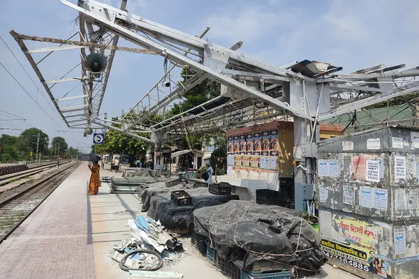One of the platform 1 shelters of Dattapukur railway station under reconstruction