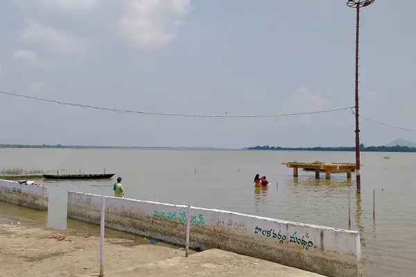 Godavari river at Manthani, Telangana - 1