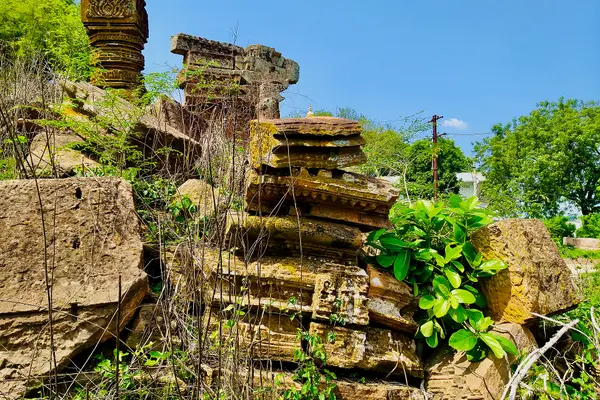 Temple ruins in Manthani, Telangana - 10