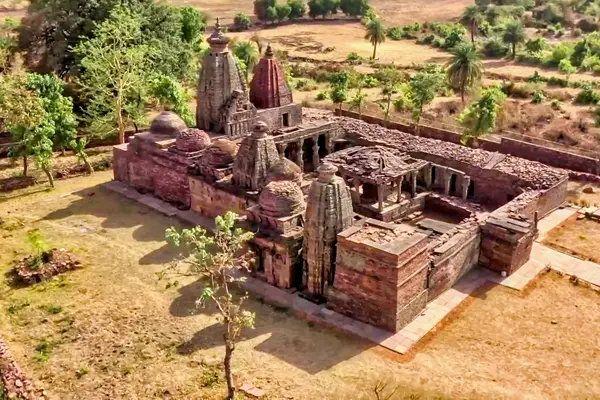 0112421 Jain temples group, Badoh, Madhya Pradesh 005